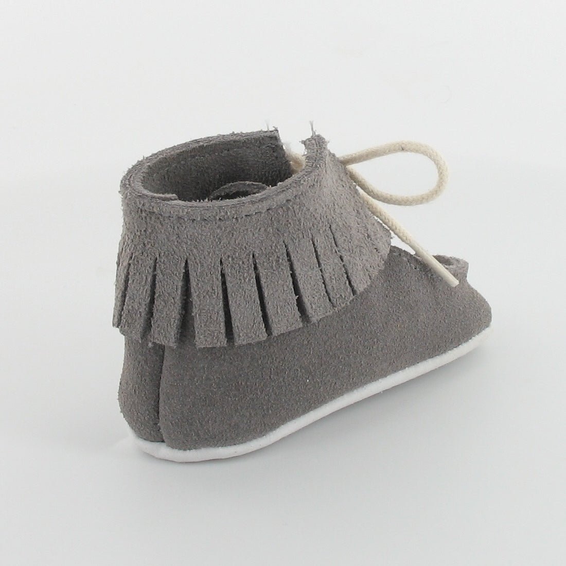 Chausson B b Cuir Franges Dolmen Gris Le Petit Fils Du Cordonnier chausson-b-b-cuir-franges-dolmen-gris-le-petit-fils-du-cordonnier